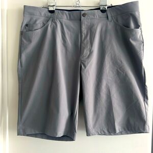 NWT- Men’s Adidas Golf Shorts Grey size 36"